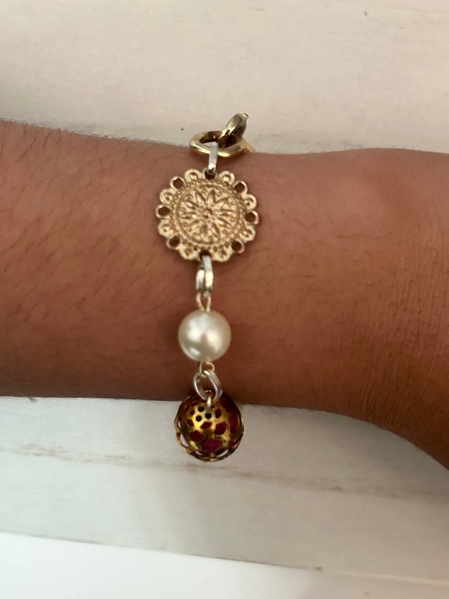 Floral Symphony Pearl Bracelet