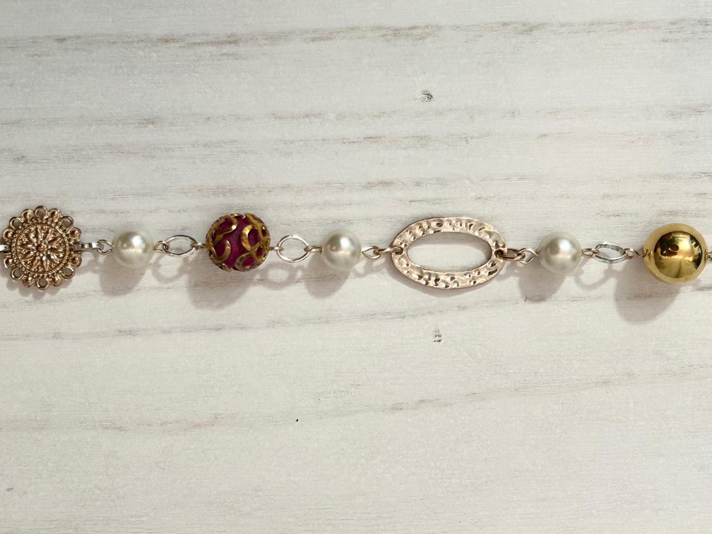 Floral Symphony Pearl Bracelet